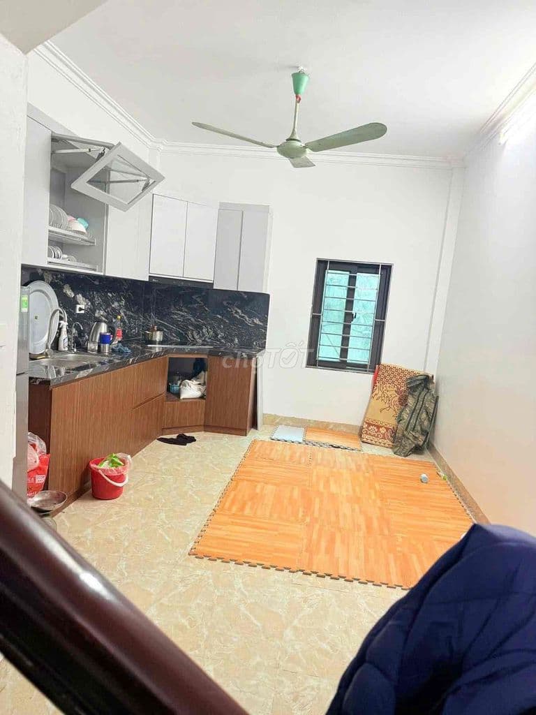 Hơn 3 tỷ có nhà 4 tầng đẹp Định Công Hạ-Oto đỗ cửa-Có thuế-45m*4T;4N - Ảnh 2