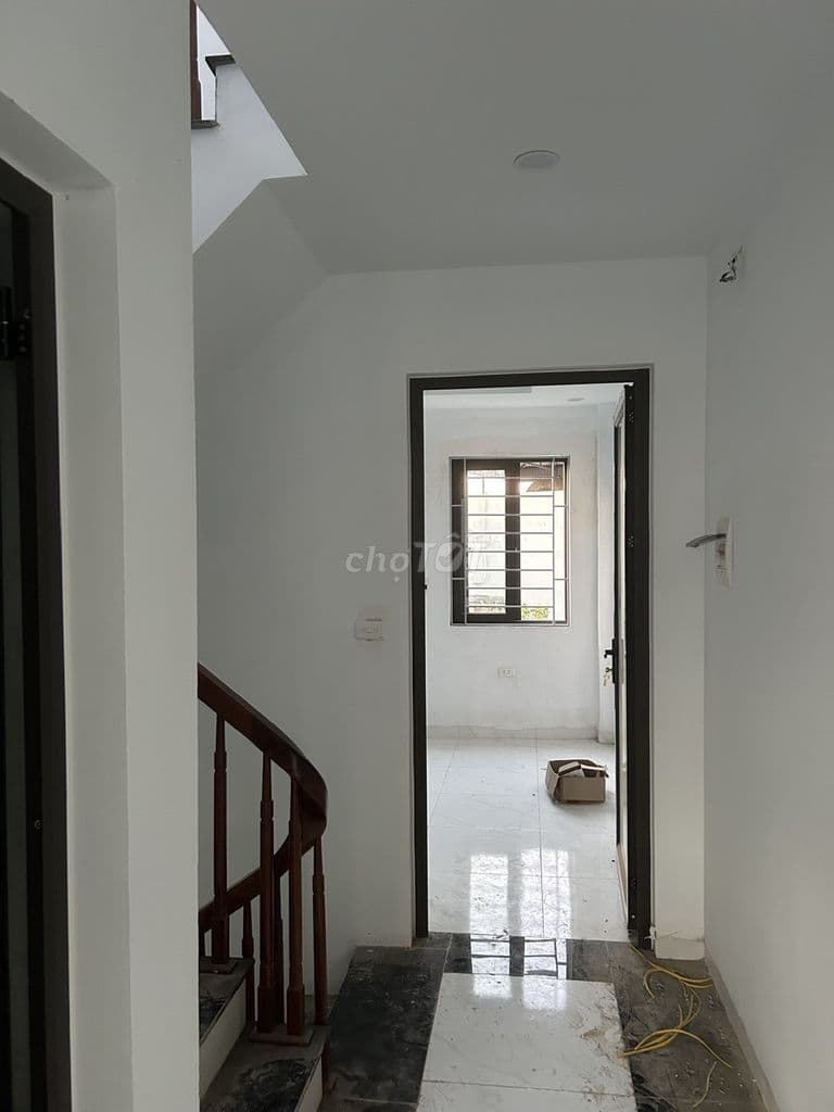 Căn nhà 5 tầng tại Yên Kiện Xã Ngọc Hồi cần bán giá 6.5 tỷ - Ảnh 2