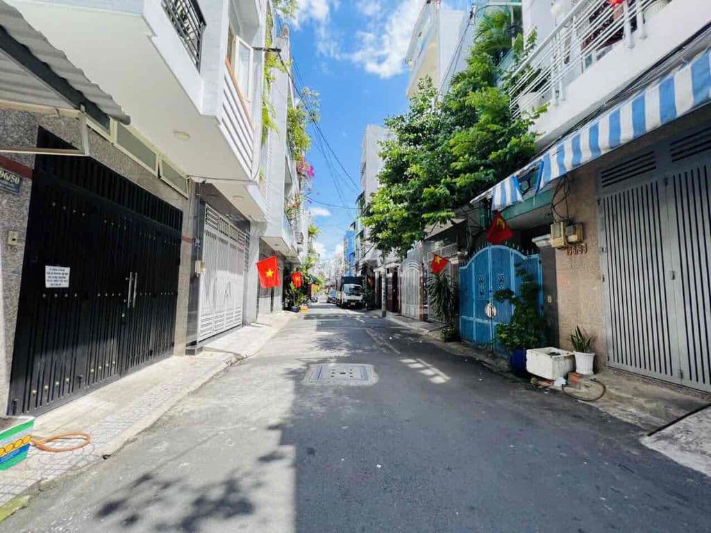 ✅GIÁ NGỘP- Cặp CHDV Đ. Vườn Lài (DT 8x16m , 1 hầm 2 lầu ST) - Ảnh 3
