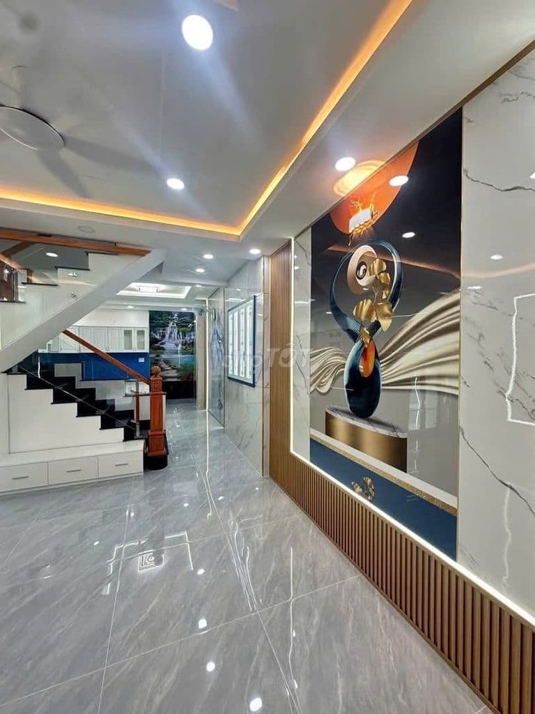 Nhà 2 lầu, 4x12m Lê Văn Khương , hẻm xe hơi, nhà đẹp, số nhà quận