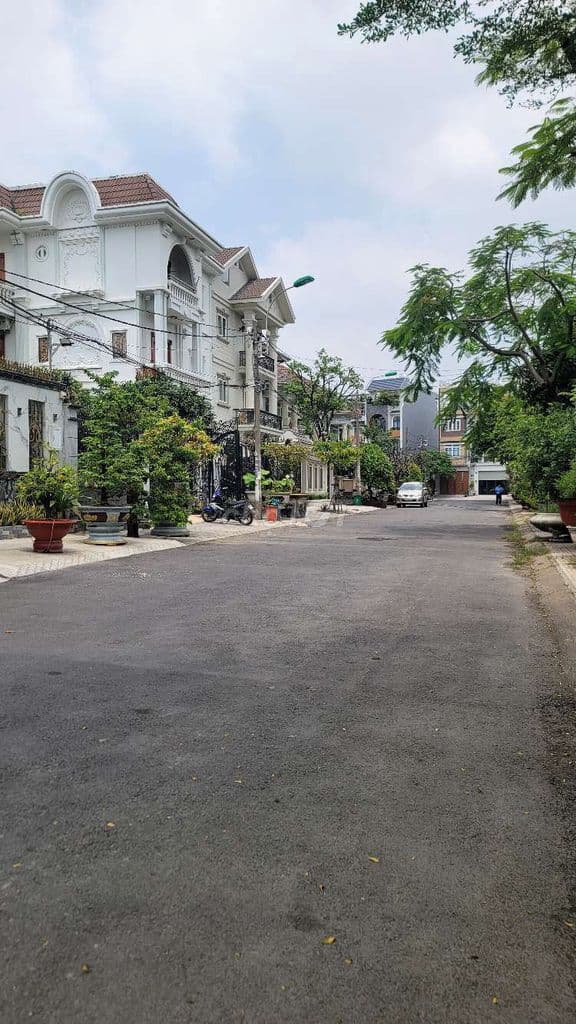 BÁN ĐẤT BIỆT THỰ_ 10X20_ KHU AEON TÊN LỬA - Ảnh 3