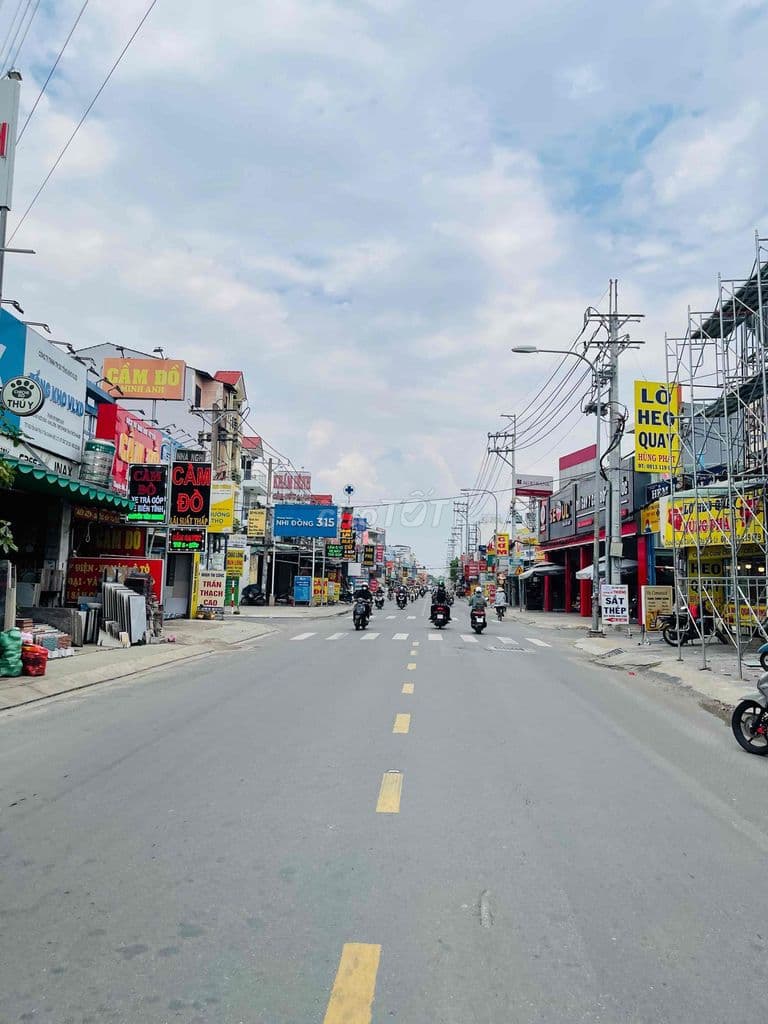 Bán nhà Mặt Tiền Đường Nguyễn Ảnh Thủ, Quận 12, TP.HCM - Ảnh 3