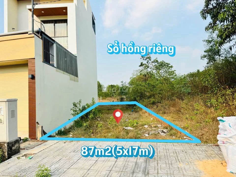 Bán lô đất 87m2 giá 650tr đường Nguyễn Thị rành xã Tân An Hội Củ Chi