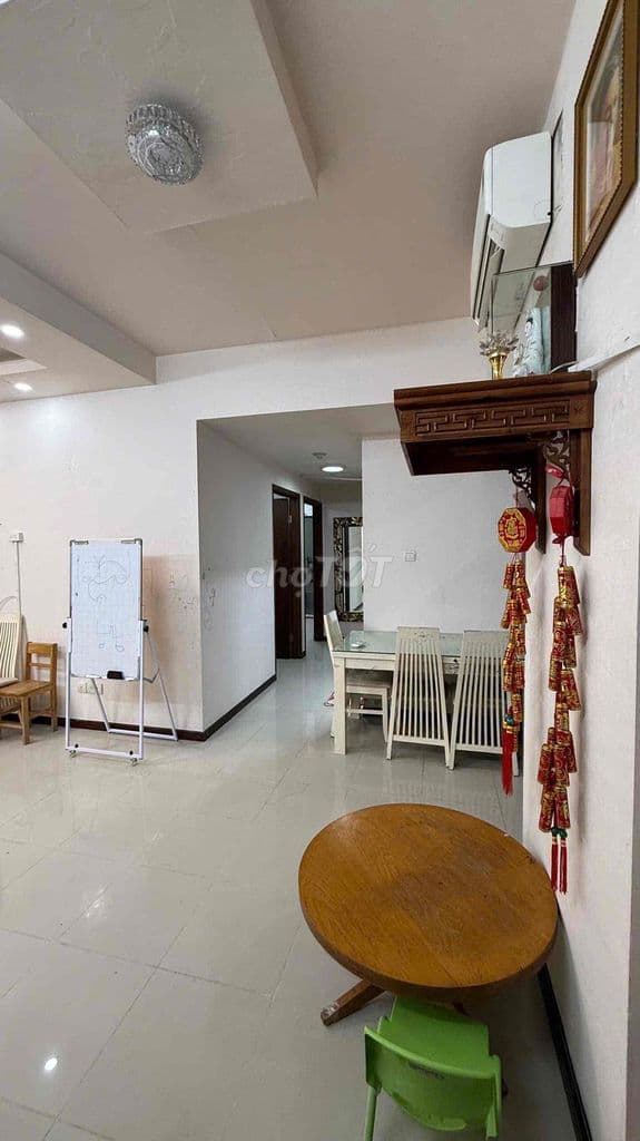 Bán Căn Hộ Tản Đà Q5 97.9m2 3Pn 2wc Có nội thất giá tốt - Ảnh 2