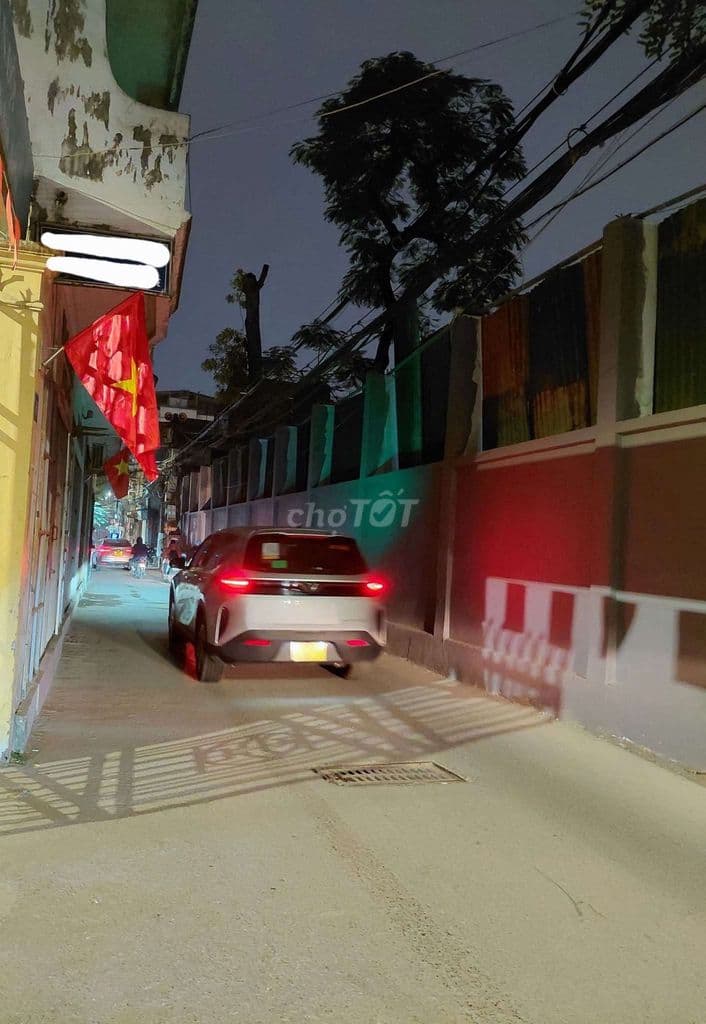 Bán gấp nhà riêng 48 tỷ, 98m2 đã chia 2 sổ tại Hoàng Hoa Thám, Ngọc Hà - Ảnh 3