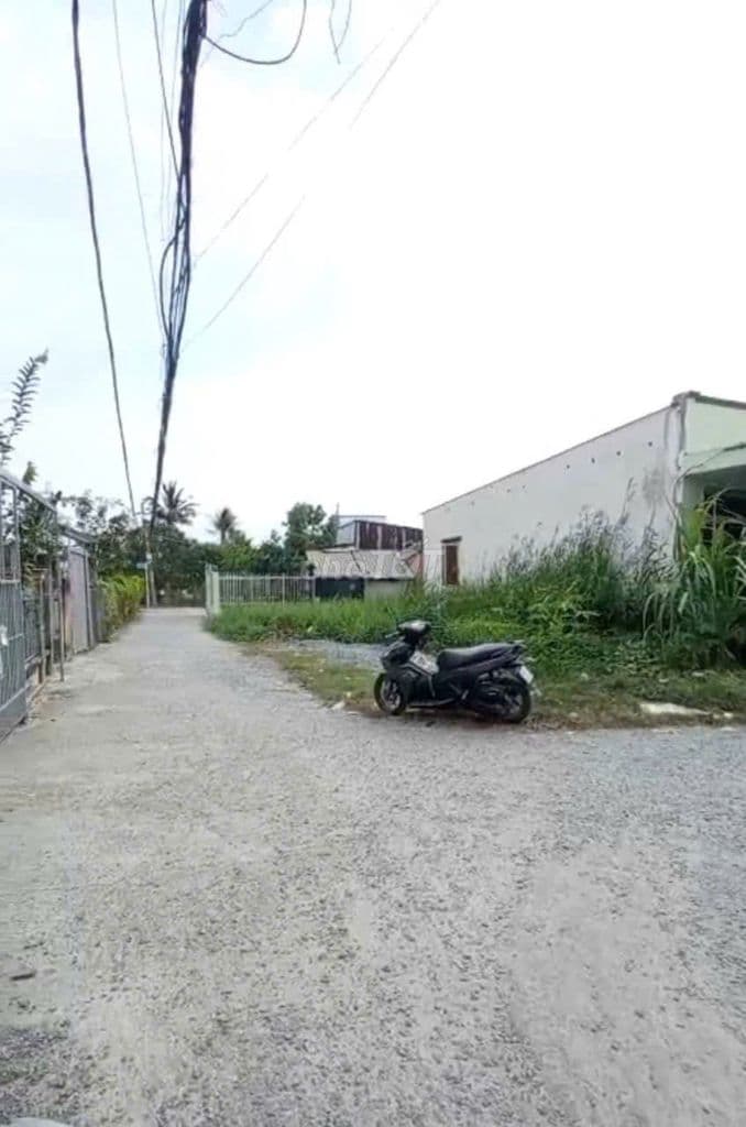 KẸT TIỀN BÁN NHANH LÔ ĐẤT XÃ TÂN THÔNG HỘI, 310M2, SHR, 795TR