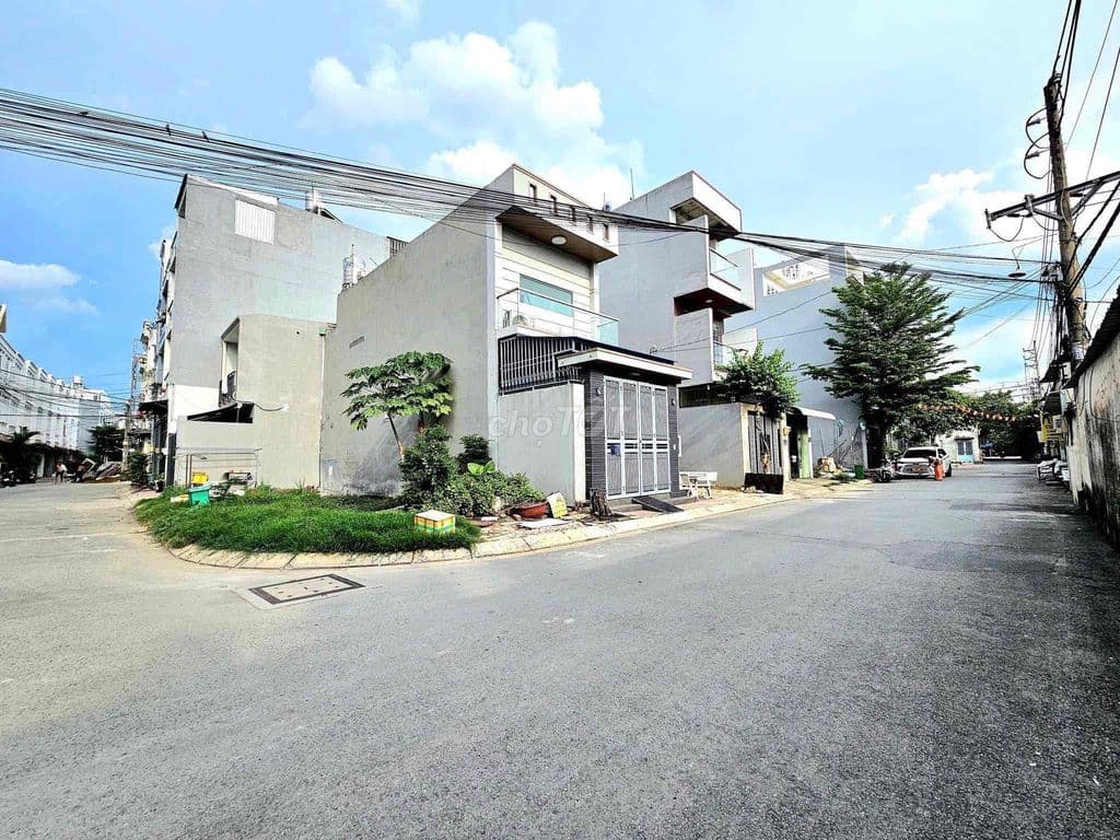 NỀN ĐẤT MT ĐƯỜNG 827 - NGAY VÒNG XOAY PHÚ HỮU - 5.7 Tỷ/67M2 - Ảnh 3