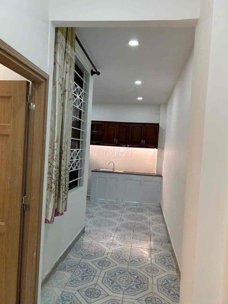 BÁN CĂN HỘ CHUNG CƯ HOÀNG HOA THÁM P12 Q. TÂN BÌNH