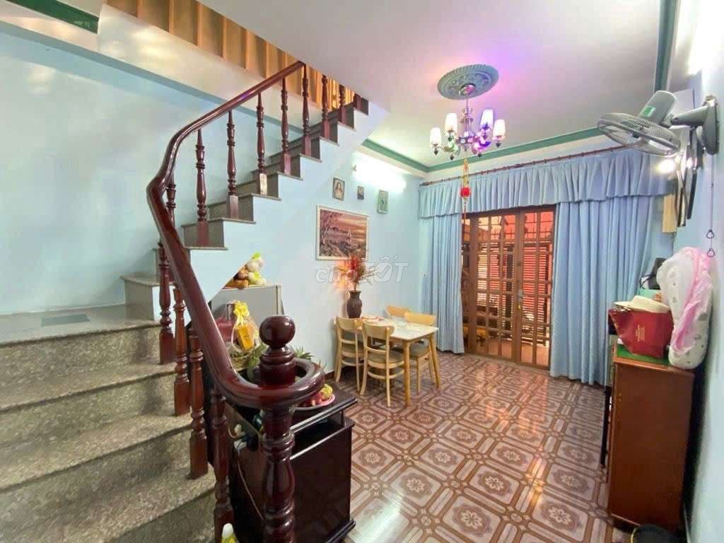 Chỉ 3.7 tỷ Chính Chủ Bán Nhà 40m2 Nhà 2 tầng hẻm hơn 3m rộng sạch sẽ - Ảnh 2