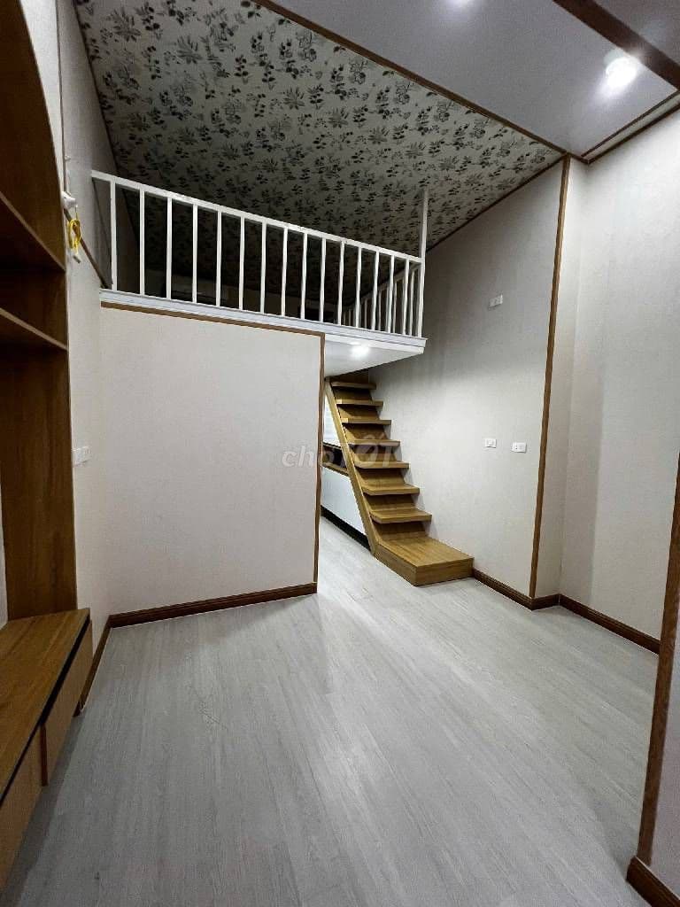 Nhỉnh 3 tỷ - TT Lò Đúc, vị trí trung tâm, ngõ rộng thoáng.