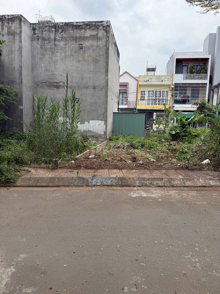 NỀN ĐẤT 2 MẶT TIỀN TRƯỚC VÀ SAU - HẺM 99 ĐƯỜNG 8 - 4,29 TỶ/77M2