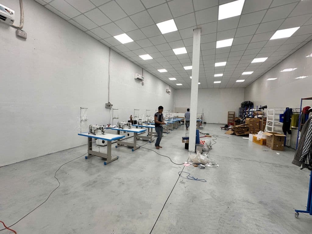 Bán đất full thổ cư, Mặt tiền, ngang 24m-34m, DT 825m2, giá 29,5tỷ, - Ảnh 2