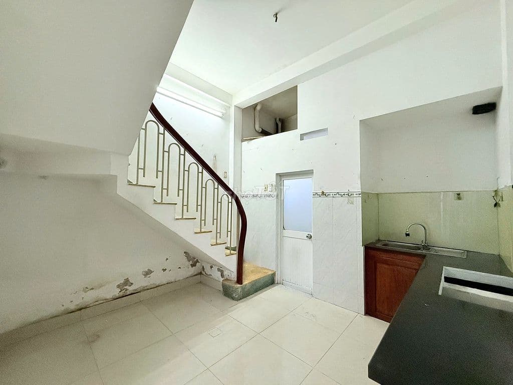 Bán nhà 3 tầng hẻm 4m 137/ Lê Văn Sỹ, Phú Nhuận, dt 3,5x10m - 6,3 tỷ - Ảnh 3