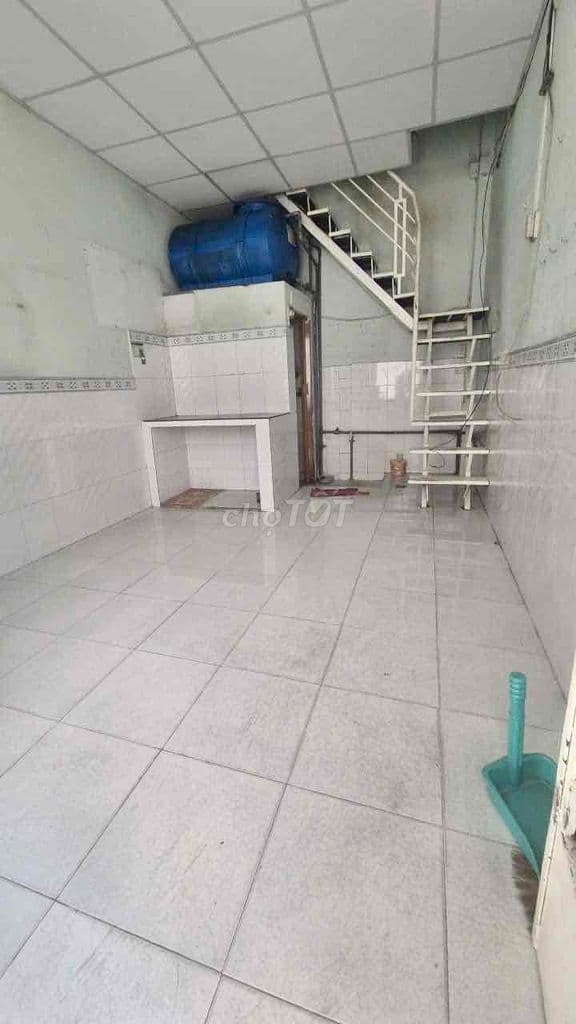 Nhà Ngộp 3,1 x 5,1m (1Lầu Đúc) Hẻm 2,5m Sát MT. 1/ Tây Sơn. Tân Phú - Ảnh 2