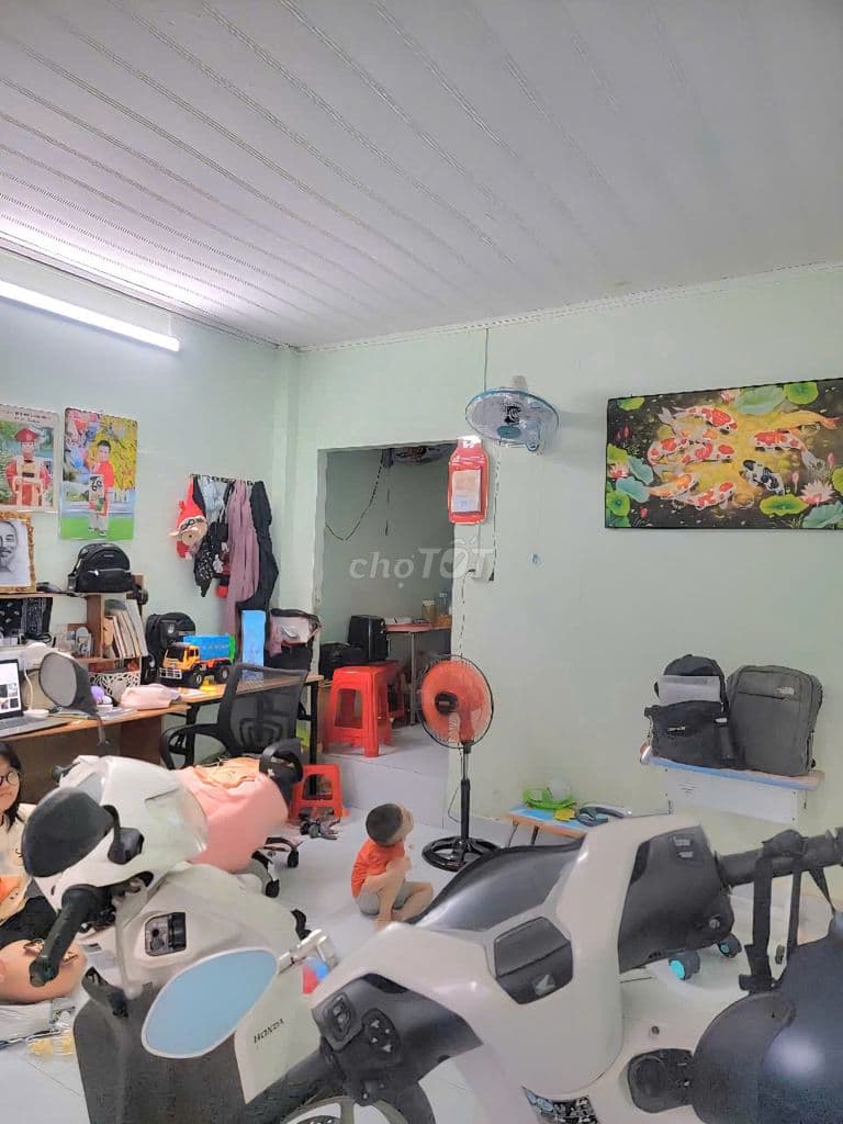 Nhà Trung Mỹ Tây hẻm ô tô, gần An Sương, SHR, giá 3,9 tỷ