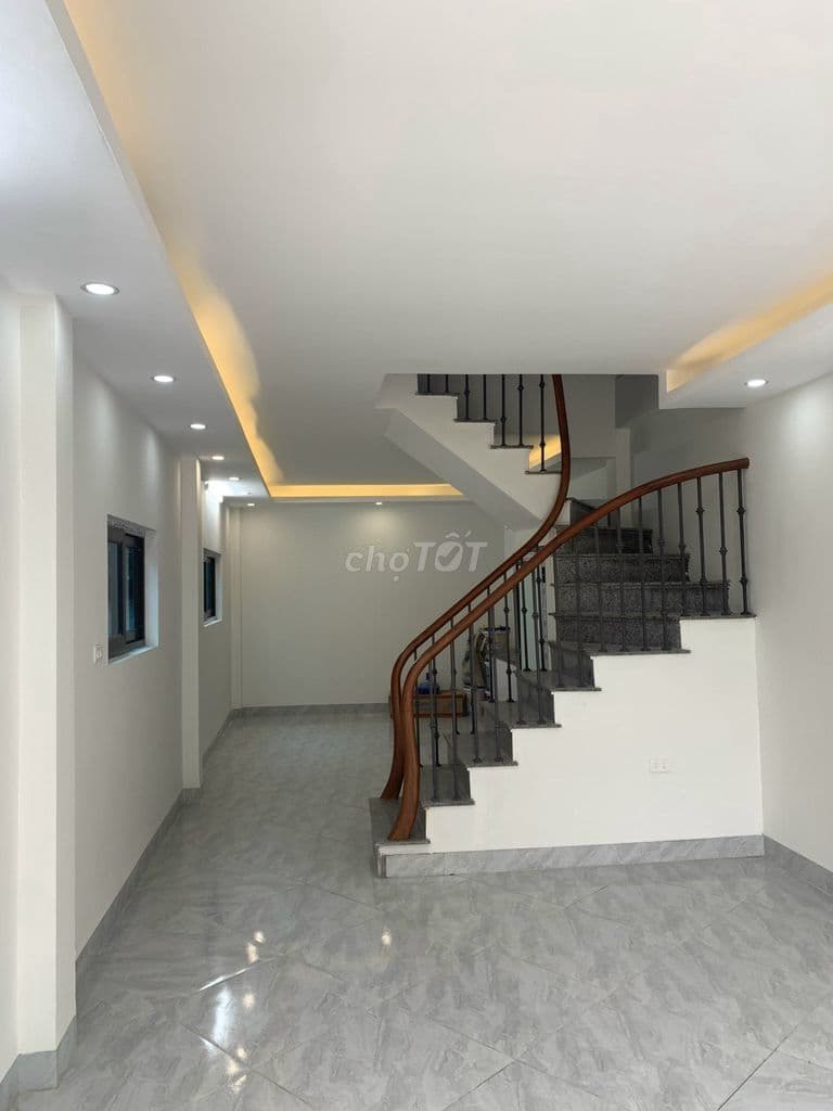 Chính chủ em cần bán gấp căn nhà 2.5 tầng tại Yên Nghĩa Hà Đông - Ảnh 2