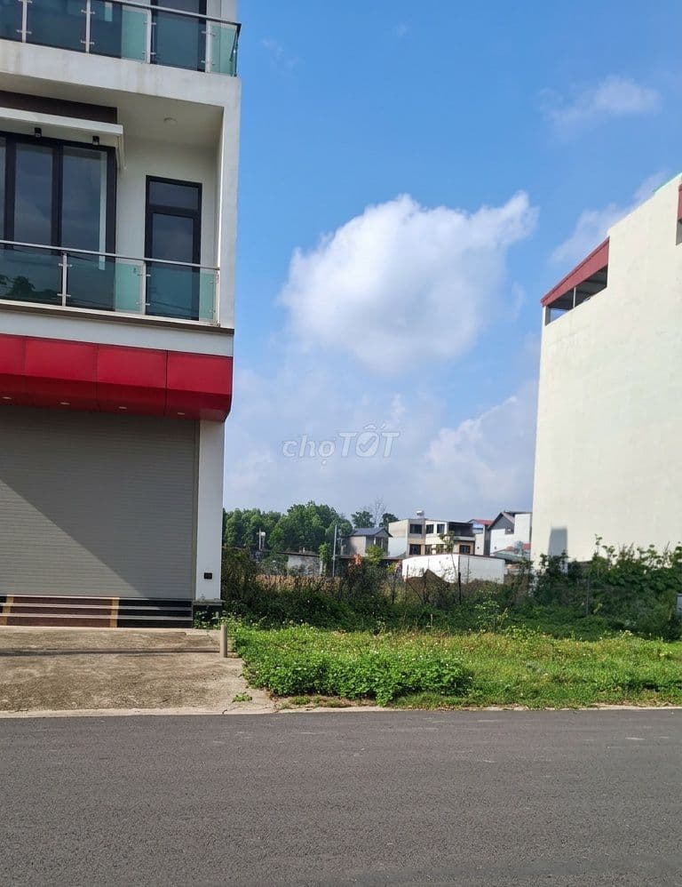 Tôi muốn bán mảnh đất Sóc Sơn 100m2 giá hơn 950 tr, chính chủ, sổ đỏ - Ảnh 2