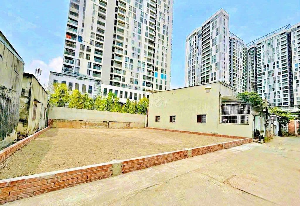 CẦN BÁN ĐẤT DT78m2 4.5x16 Sát Chung Cư Urban Green , Đối Diện Vạn Phúc