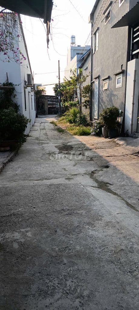 NHÀ SỔ ĐỎ RIÊNG 100M2 HẺM TX33, THẠNH XUÂN, Q12, NHÀ CÒN MỚI