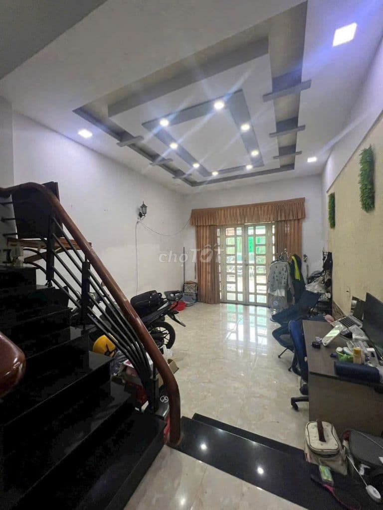 nhà 1 trệt 1 lầu, 2pn2wc, sổ riêng, tại Phú Hữu, Tp Thủ Đức giá 4 tỷ 7 - Ảnh 3