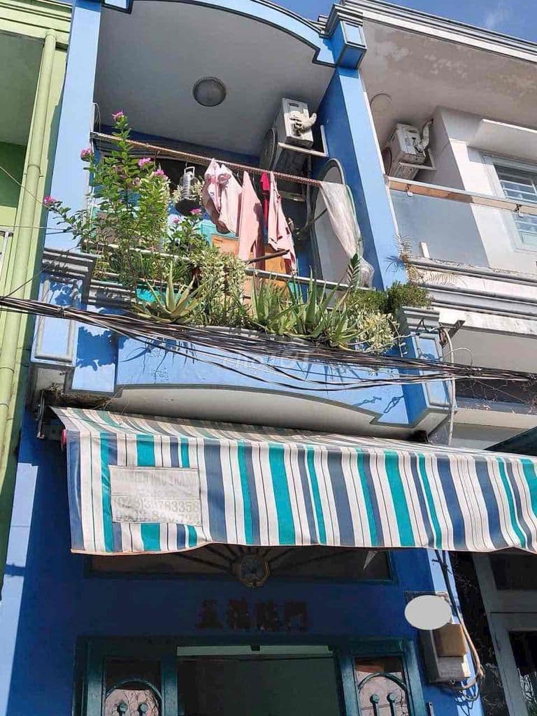 Nhà 2.5x13m hẻm 4m