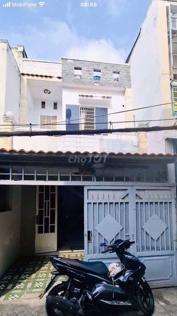 EM CHINH CHỦ CẦN BÁN NHÀ PHÚ ĐINH P16 Q 8 ,,GIÁ 2TY 8 CÒN THUONG LUONG