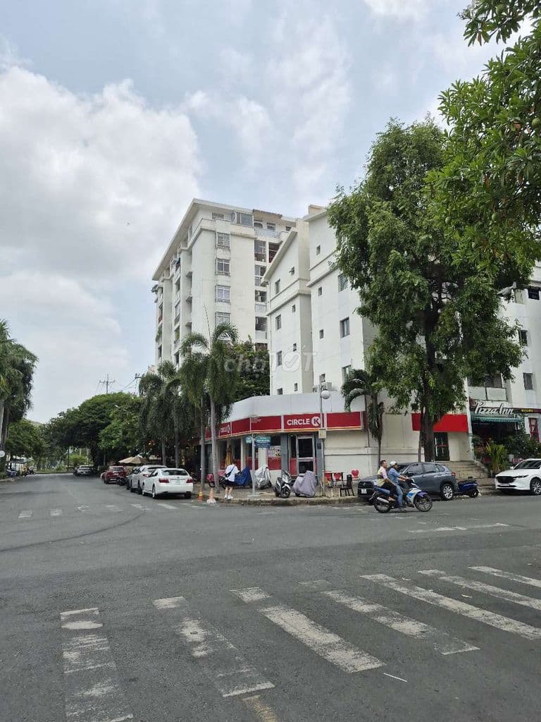 căn hộ mới xây trung tâm chợ phan x long