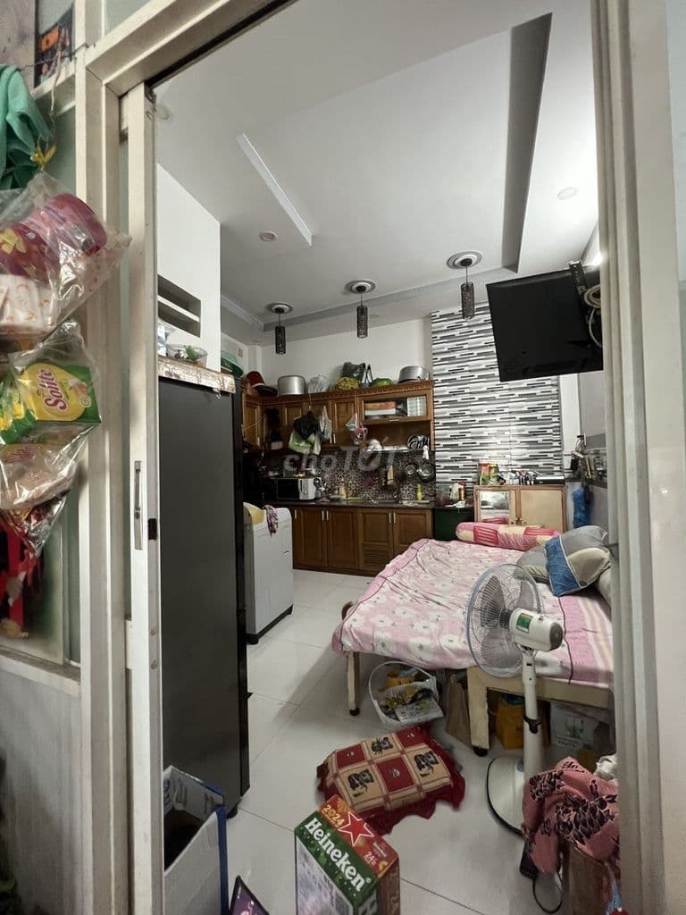 Mặt Tiền Kinh Doanh - 60m vuông đất. Giá dưới 10 tỷ - Ảnh 3