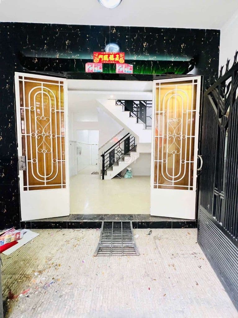 Cần bán nhà Bùi Minh Trực