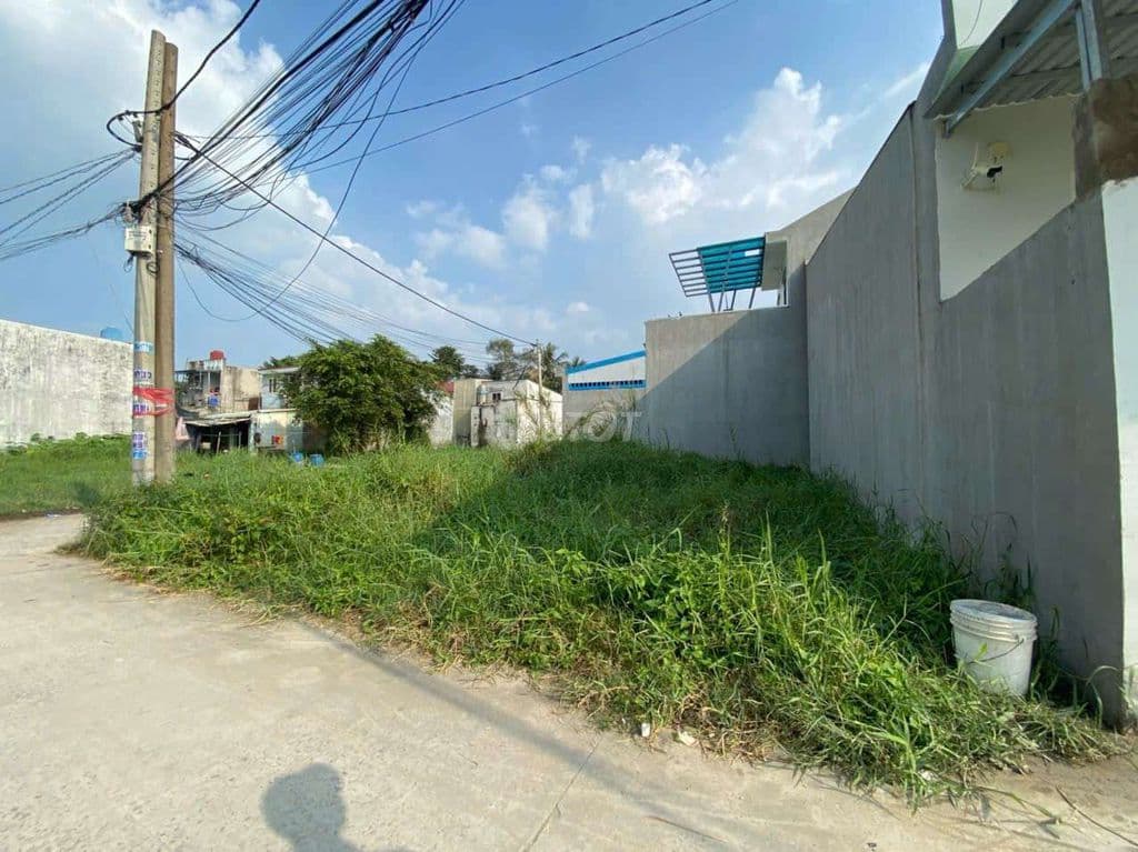 Đất thổ cư góc 2MT HXH đường 156 Hà Duy Phiên - Giá siêu rẻ.