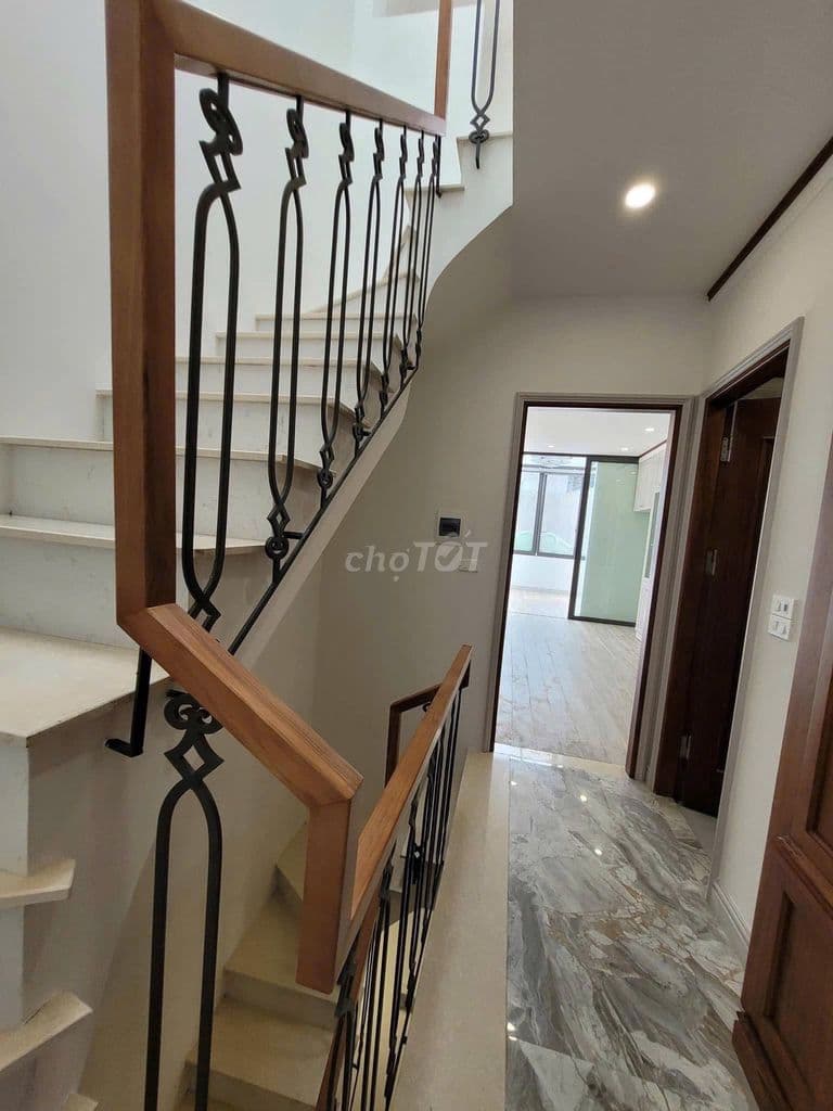 Bán nhà Mai Dịch–Doãn Kế Thiện 7T Thang máy ô tô đỗ cửa 10m ôtô tránh - Ảnh 3