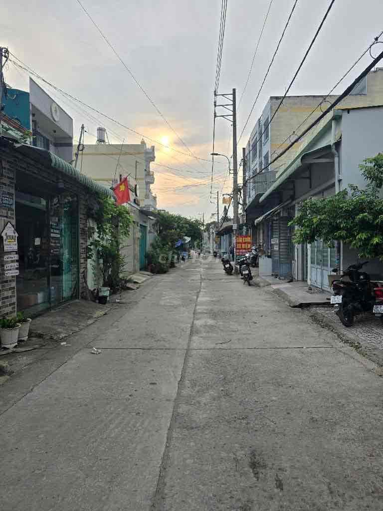270m2(8x35) - DÃY TRỌ HXT(2 SỔ) - BÌNH THÀNH - KDC VĨNH LỘC - XÂY CAO