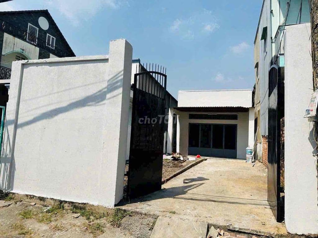 Bán đất hẻm xe hơi sát Vinhomes phù hợp ở/ xây nhà trọ/CHDV