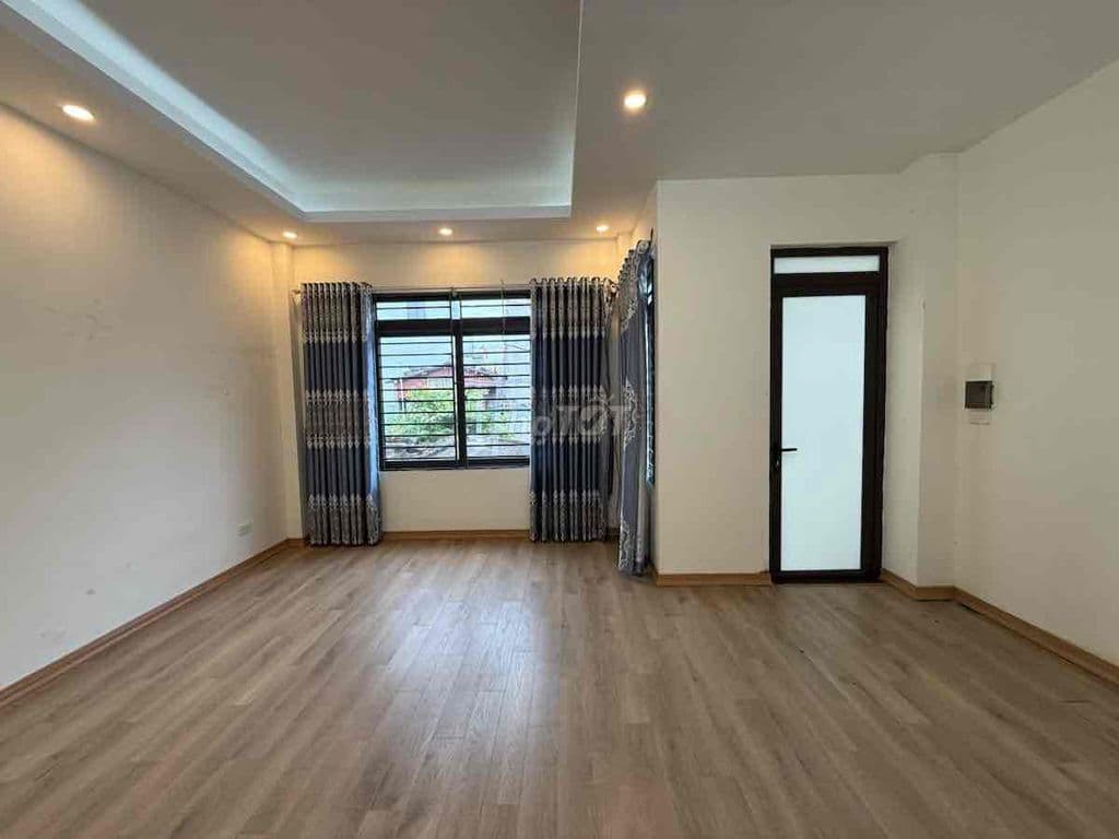 Gần ô tô đỗ phố Vĩnh Hưng nhà đẹp dân xây 2 thoáng nông thông 35m2 x5T - Ảnh 2