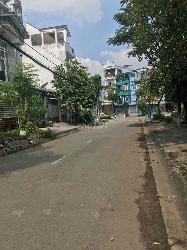 Bán Nền Biệt Thự 262m. có nhà kho trên đất. Q6 - Ảnh 2