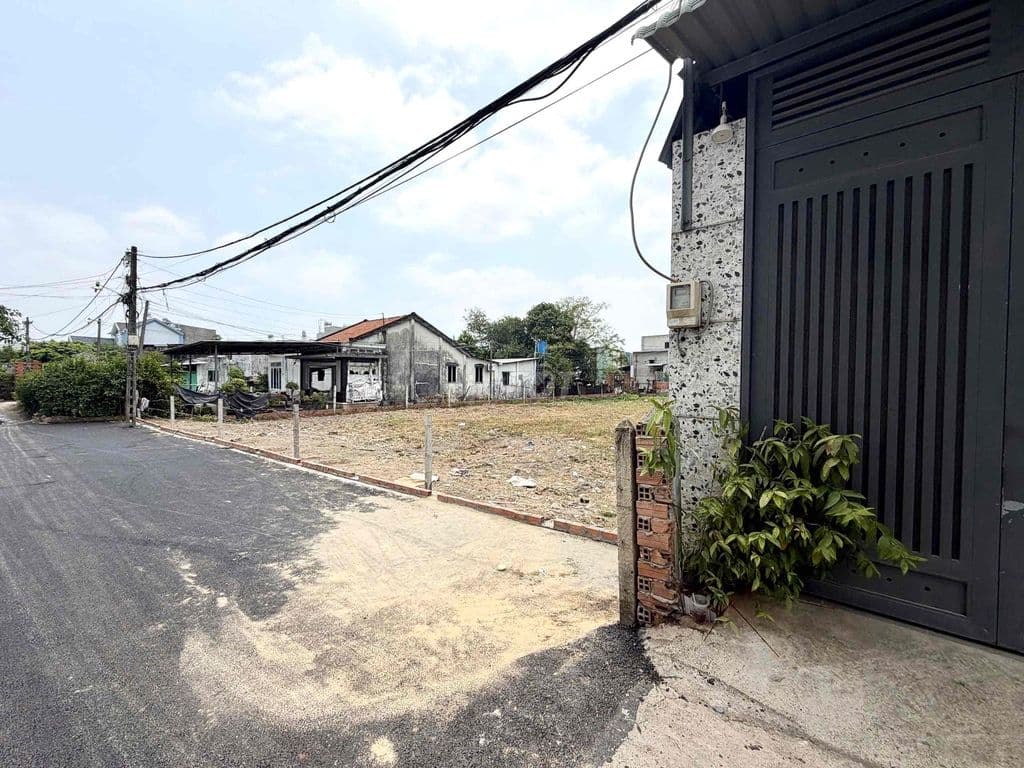 Đất Ngay UBND xã đông đông thạnh