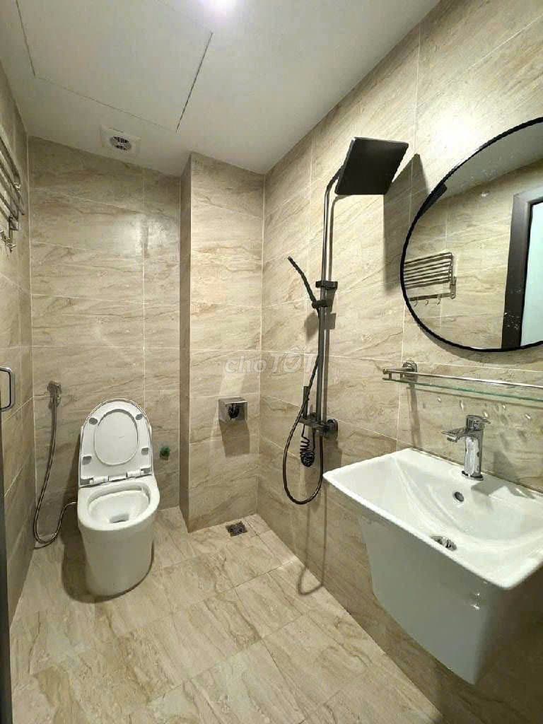 7,3 TỶ - Chính chủ cần bán gấp căn nhà 33m²xây 5 tầng, mặt tiền rộng - Ảnh 3