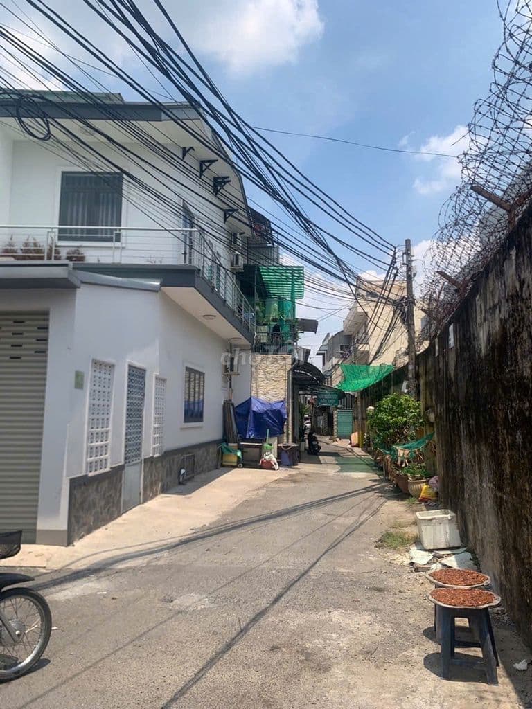 Nhà 2 tầng Đường Lê Văn Việt, Hiệp Phú, Quận 9, Ô TÔ ĐẬU CỬA 1/XẸT - Ảnh 3