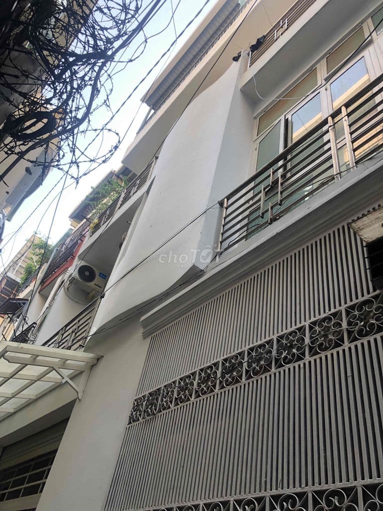 KHU VIP ĐÀO DUY ANH - 1 CĂN RA OTO - DT (7.8 X 9M) - 5PN