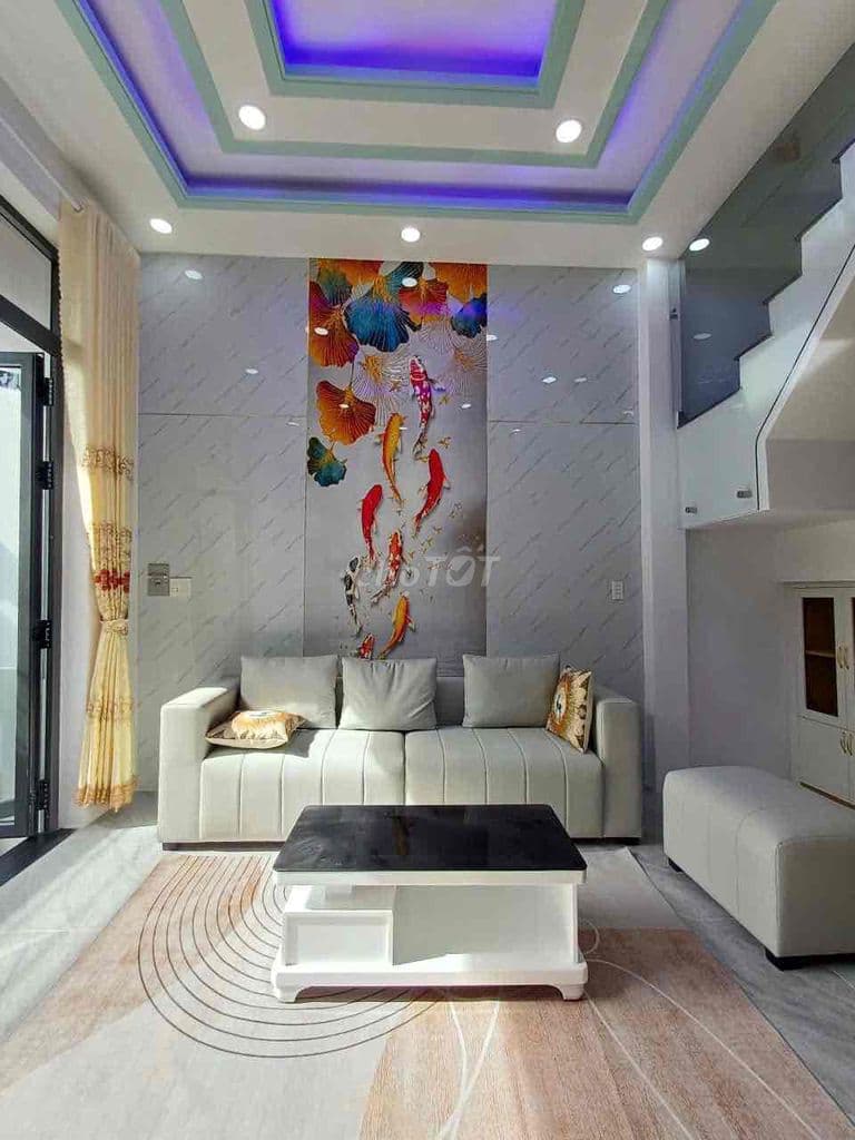 Nhà phố mới xây ngay Ngã tư Ga, có nội thất phường Thạnh Lộc - Quận 12 - Ảnh 3