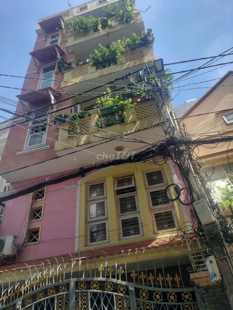 Bán nhà MT quách văn Tuấn k300 ngày gần trung tâm TM dt 4,3x24m 4 lau