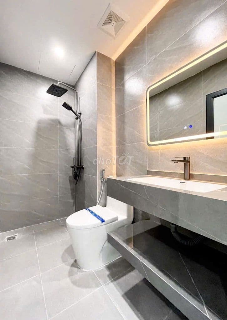 GẦN GIAO LỘ VŨ TÙNG, LÊ VĂN DUYỆT - CHỈ 5,X tỷ NHÀ 3T - XE HƠI ĐẬU CỬA - Ảnh 2
