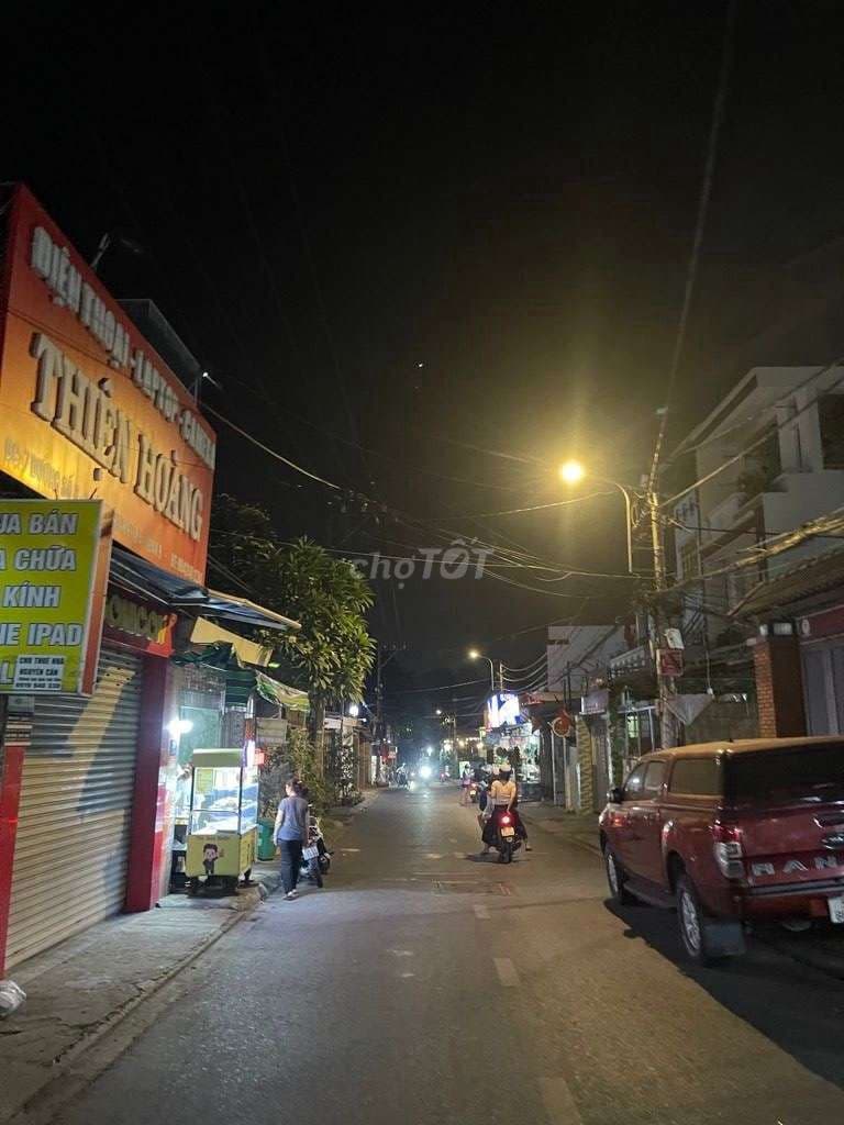 NHÀ MẶT TIỀN - GIÁ TỐT TRONG THÁNG