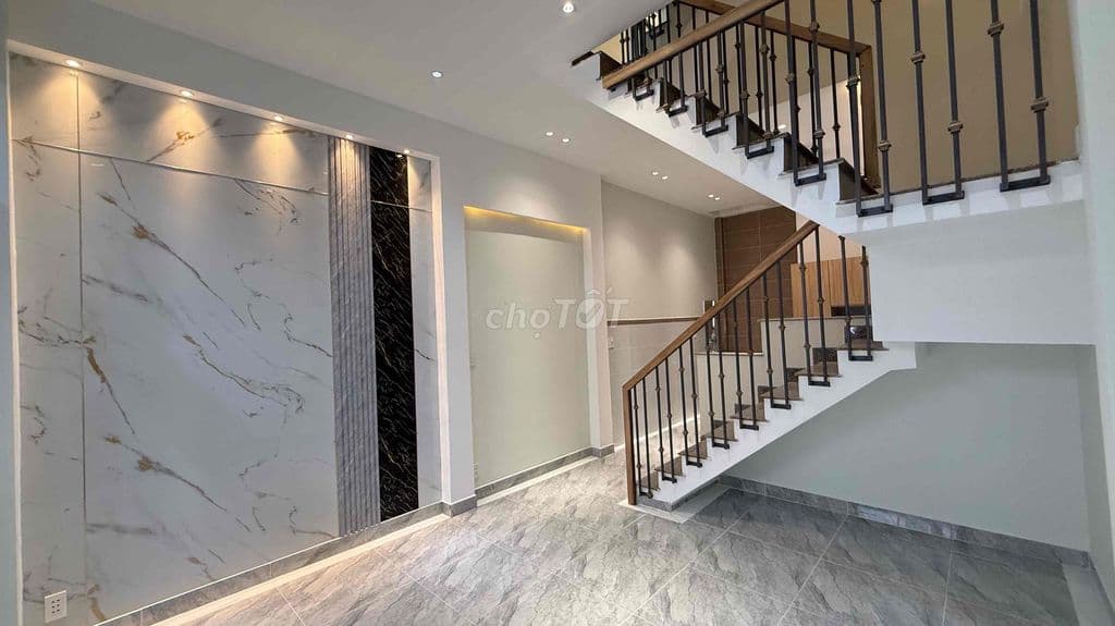 Bán nhà 4x12 1 trêt + 2 lầu + Sthựợng, HXH Lê Văn Thọ, P.11, Gò Vấp - Ảnh 3