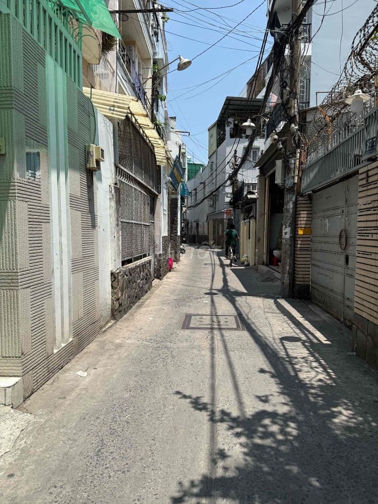 Nhà hẻm 4m Bành Văn Trân P7 Tân Bình, 4.35x9m, 2 tầng, giá 5.9 tỷ TL - Ảnh 2