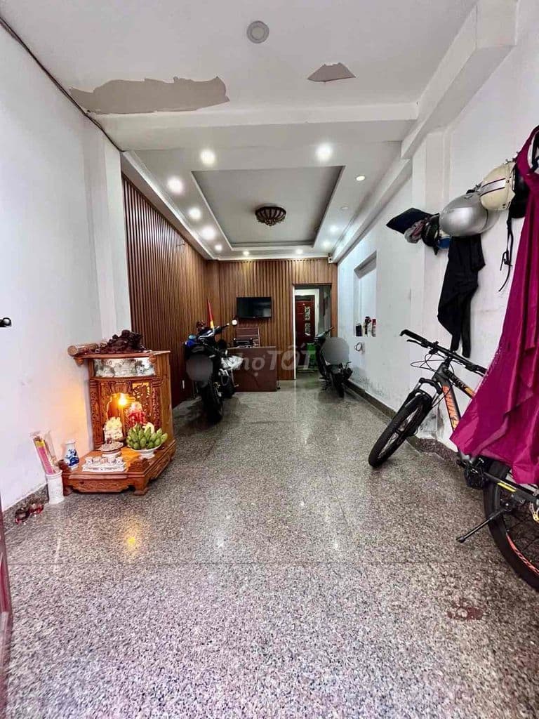 Bán nhà Nguyễn Thị Minh Khai q1 38m2 6 tầng 7 pn - Ảnh 2