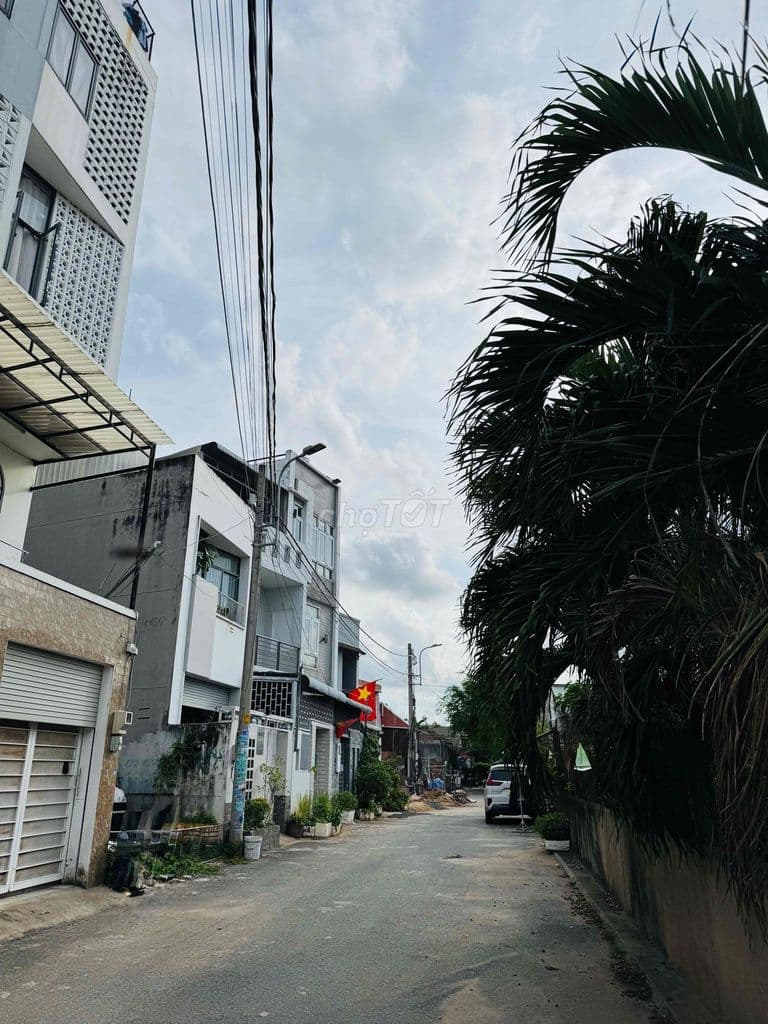 165M2 - NGAY CHỢ LONG TRƯỜNG - TIỆN XÂY MỚI - GIÁ SIÊU TỐT - Ảnh 3