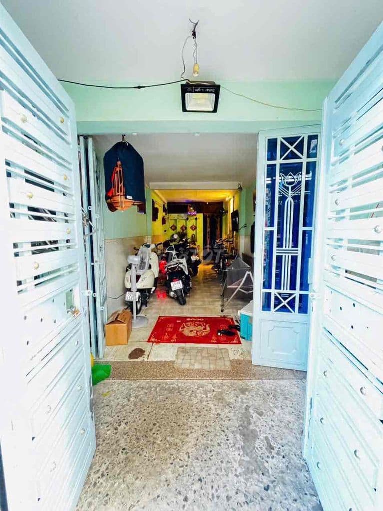 NHÀ BÁN HƯNG PHÚ-SÁT MẶT TIỀN-SỔ ĐẸP -NHĨNH 3 TỶ - Ảnh 2