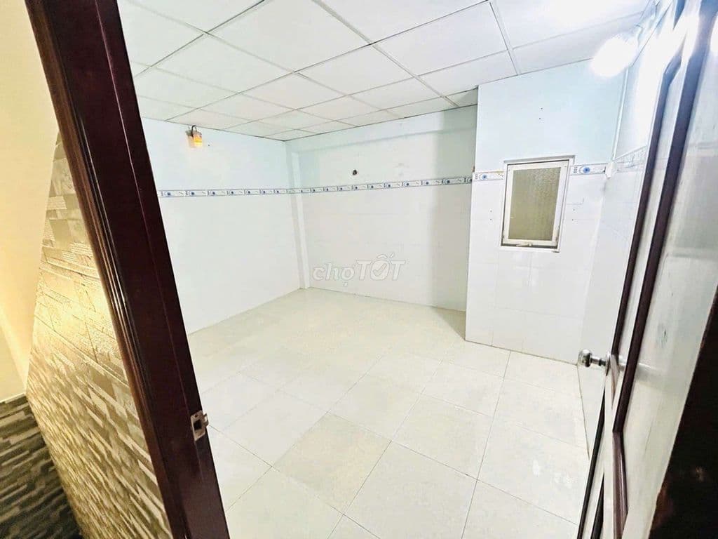 🏡 NHÀ 2 TẦNG ĐẸP – HẺM THÔNG – VÀI BƯỚC RA Ô TÔ – GIÁ CHỈ 5,2 TỶ 🏡 . - Ảnh 3