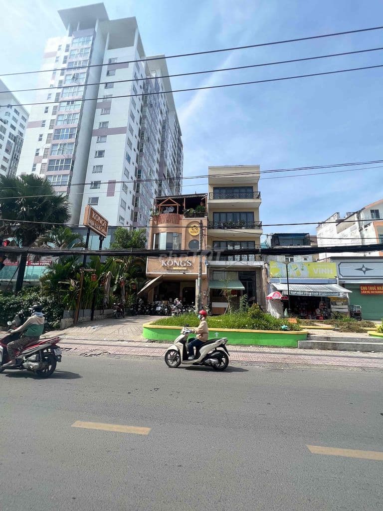 Bán nhà mặt tiền kinh doanh tại Lê Văn Lương, Phước kiển
